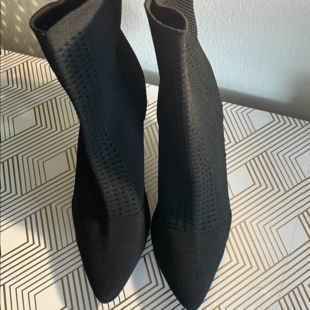 Black Knit Pointed-Toe Stiletto Ankle Boots - Picture 7 of 7